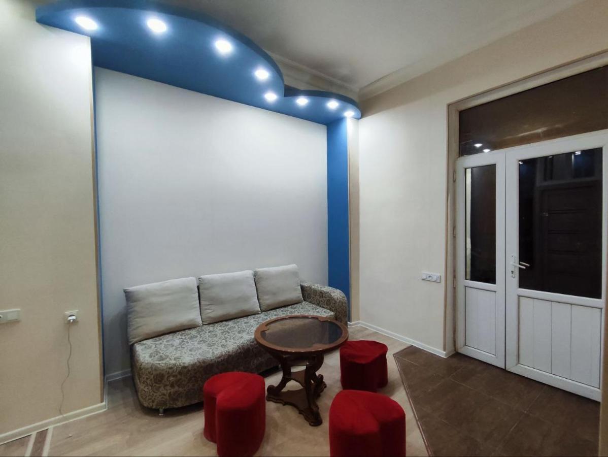 Guest House In The Small Center Yerevan Exterior foto