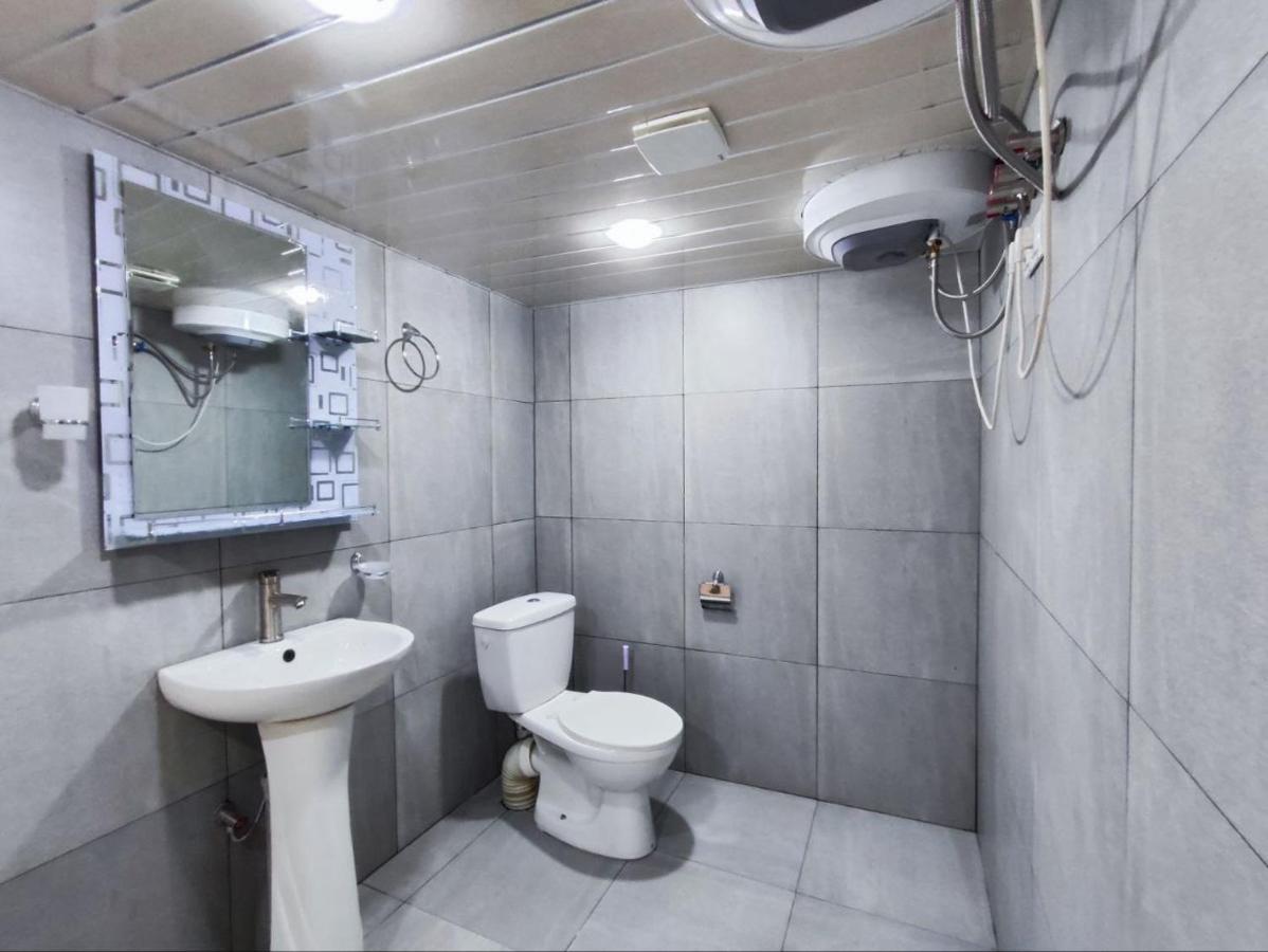 Guest House In The Small Center Yerevan Exterior foto
