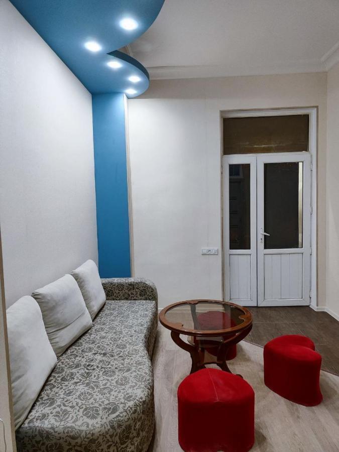 Guest House In The Small Center Yerevan Exterior foto